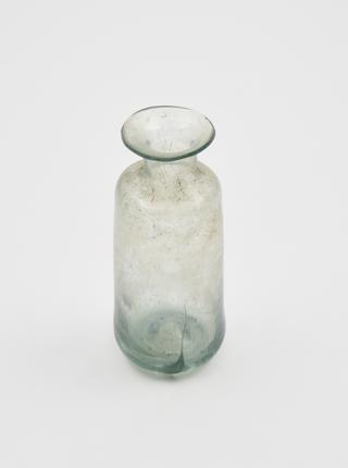 Glass bottle