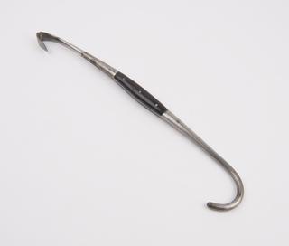 Obstetrical crotchet