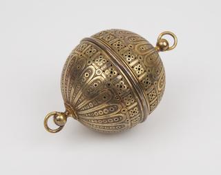 Gilt case for goa stone