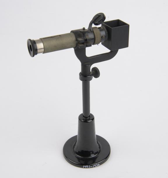 Dual vision spectrometer on metal stand