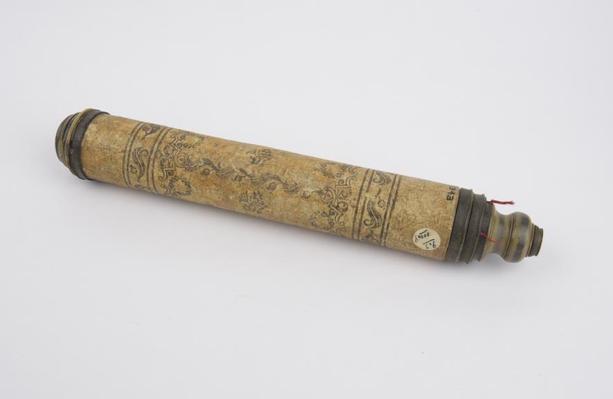 Three draw telescope with vellum body stamped "Leonardo Semitecolo"