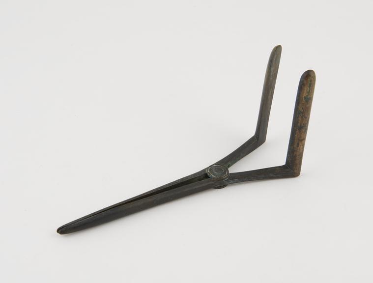 Speculum, vaginal, iron, European, 1700-1850