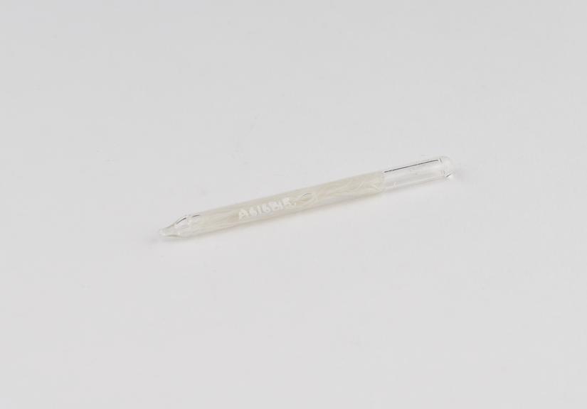 Glass ampoule containing suture