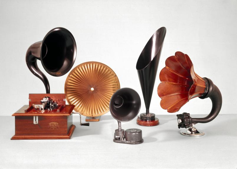 Frenophone loudspeaker amplifier, 1922