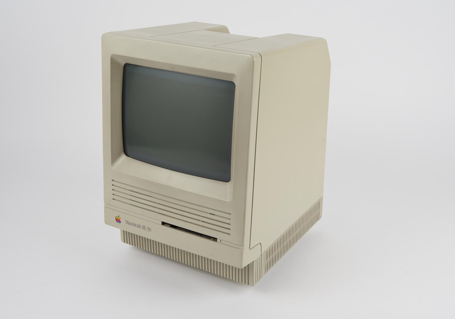 Apple Macintosh SE/30 personal computer | Science Museum Group 