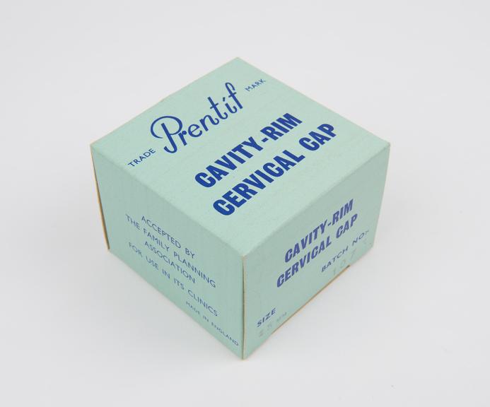 One 'Pretif' cavity-rim cervical cap, in light blue box