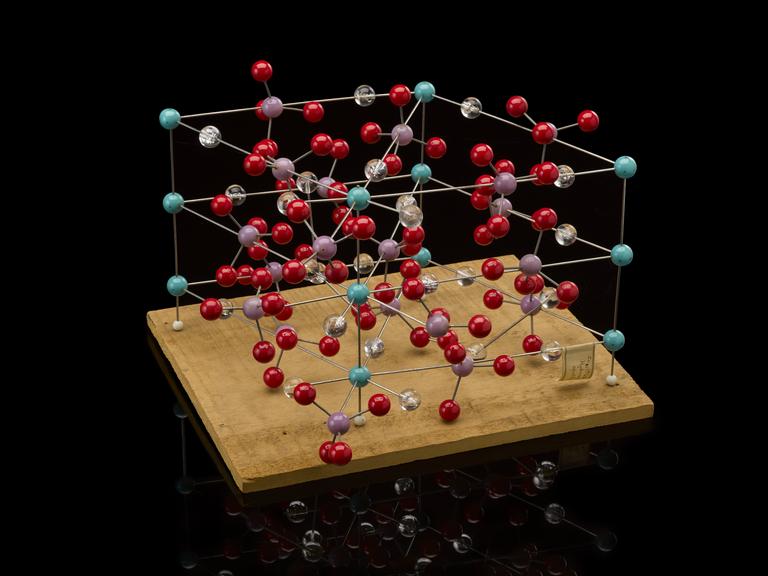 One crystal model of hydroxyl apatite