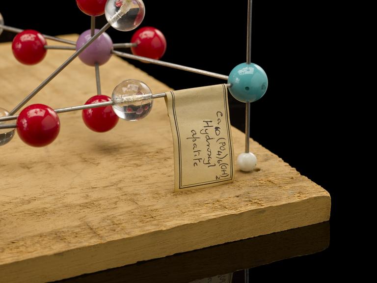 One crystal model of hydroxyl apatite