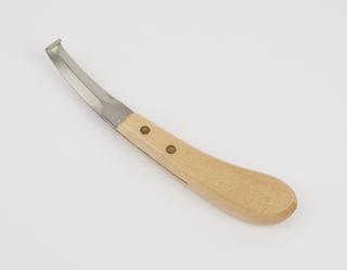 Farrier's hoof cutter