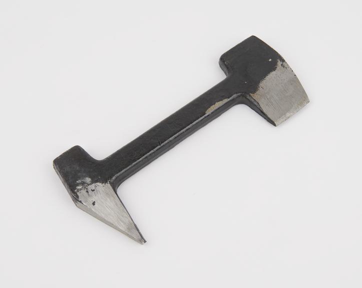 Hoof knife, no.188, by Erik Frost, Sweden, 1985