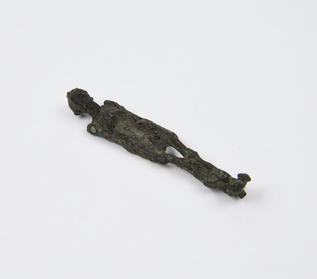 Small bronze larva convivialis figure