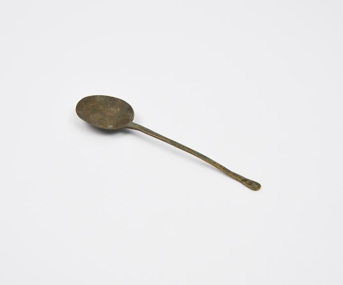 Latten spoon, hoof knop, 1601-1700