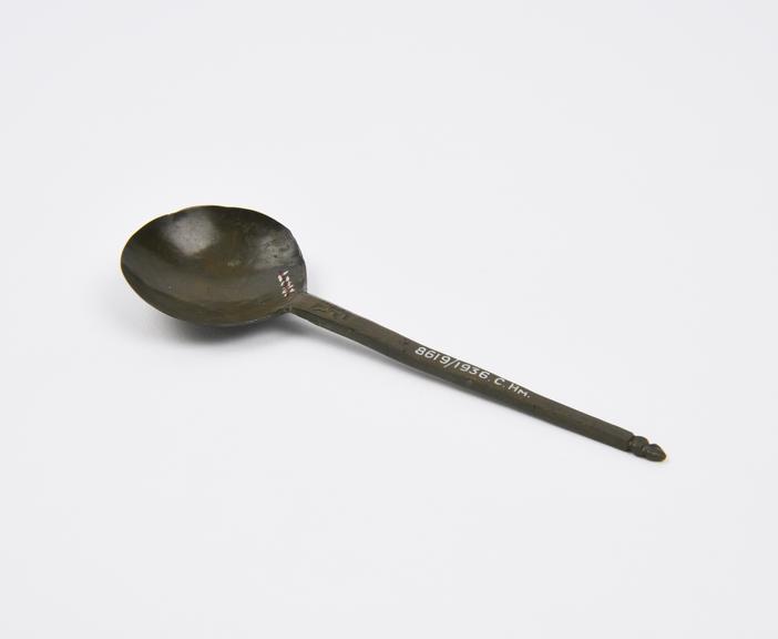 Latten spoon, with cut and filed knop and touchmark