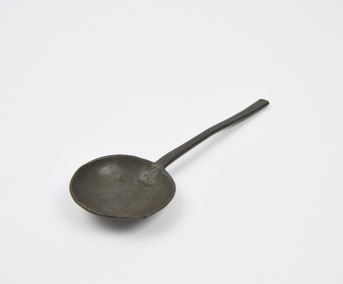 Pewter spoon probably 19th century copy of 16th century spoon