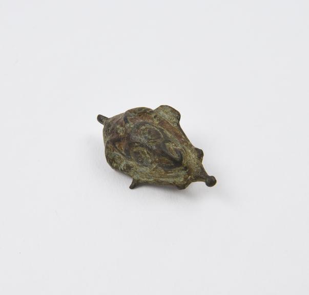 Small bronze (ornament)