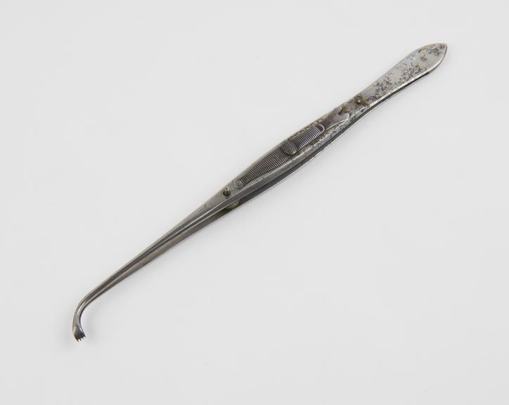 Vaginal fistula forceps, Barnes's, steel and brass