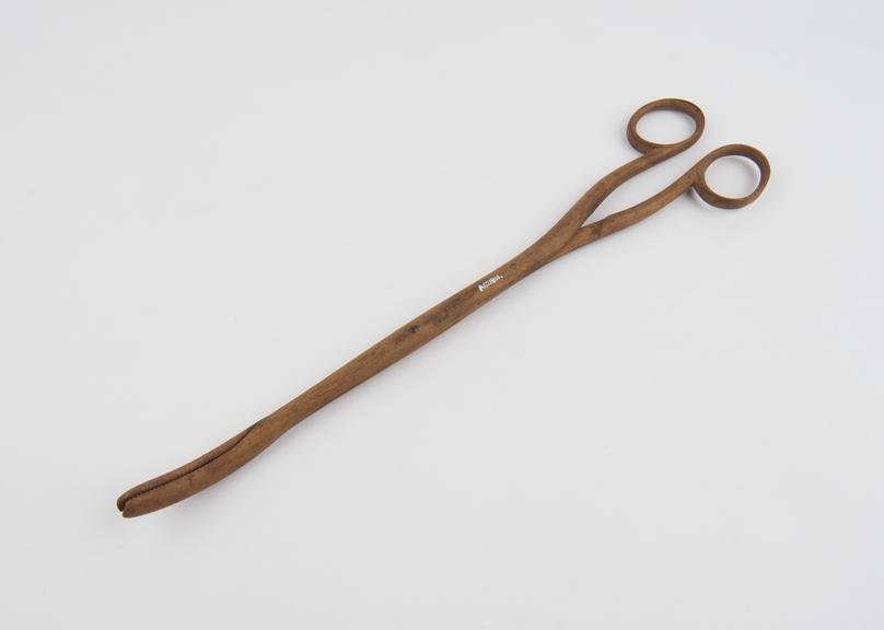 Uterine forceps, model, wood, by Ferguson of London