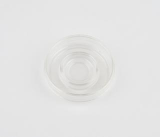 Petri dish used in the process of IVF, Europe, 1999