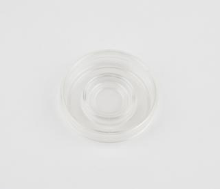 Petri dish used in the process of IVF, Europe, 1999