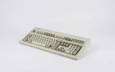 IBM PS/2 personal computer 8530 keyboard