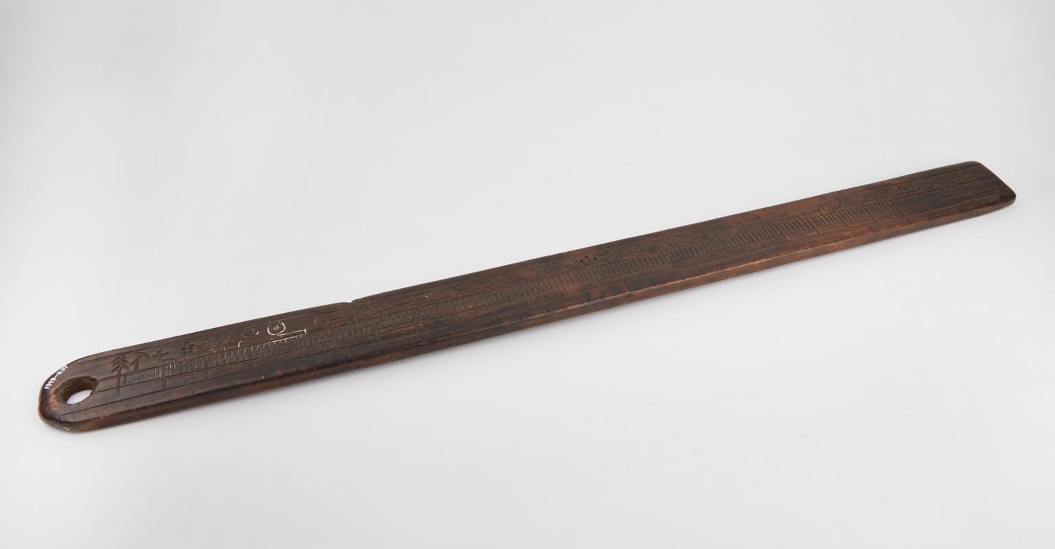 Scandinavian style almanac in hardwood | Science Museum Group Collection