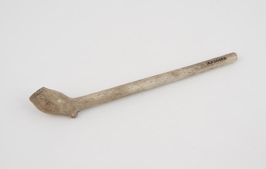 Clay tobacco pipe, maker unknown, made in England(?), 1640-1650