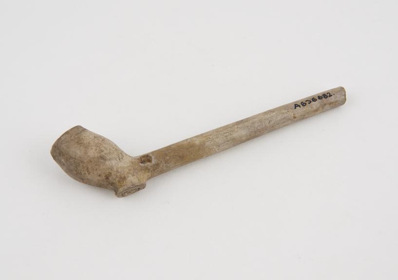 Clay tobacco pipe, maker uncertain, initials JP