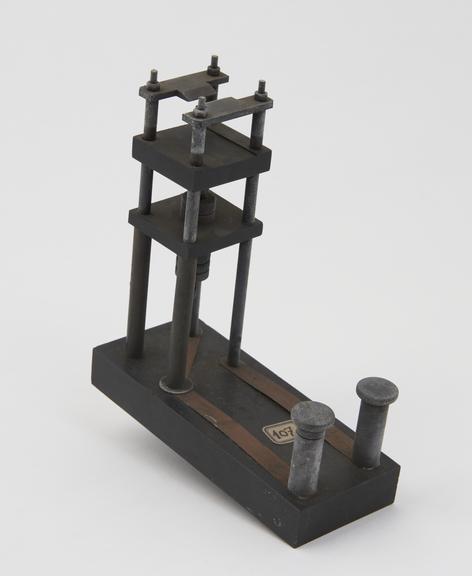 Experimental electrical component from Branly collection