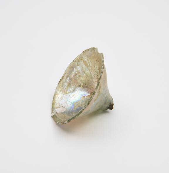 Glass base from an unidentified vessel, 1500 to 1900