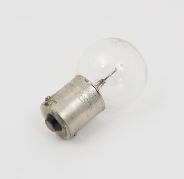 Light bulb from Tin case associated with the MoD HF radio