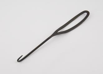 Combined crochet and vectis, iron, 1680-1750