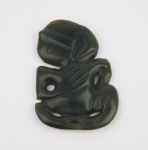 Jade tiki, circular eyes filled with sealing wax, Maori