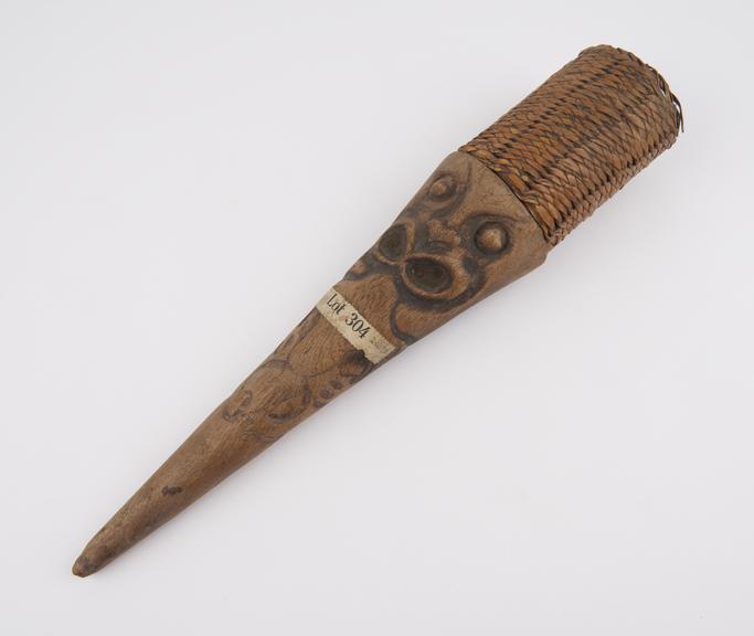 Ceremonial Maori scabbard, wooden