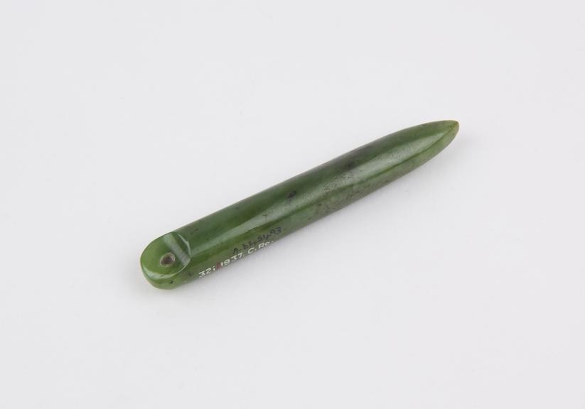 Green jade ear pendant, Maori, New Zealand