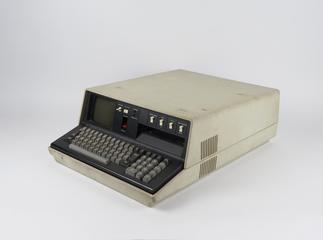Portable computer by IBM, model 5110