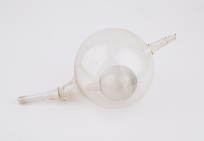 Early Gimingham vacuum spherical bulb