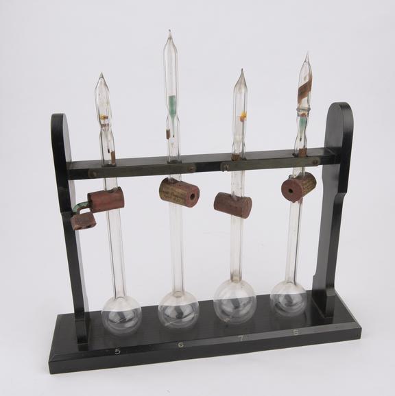 Radiometer used to illustrate Sir W