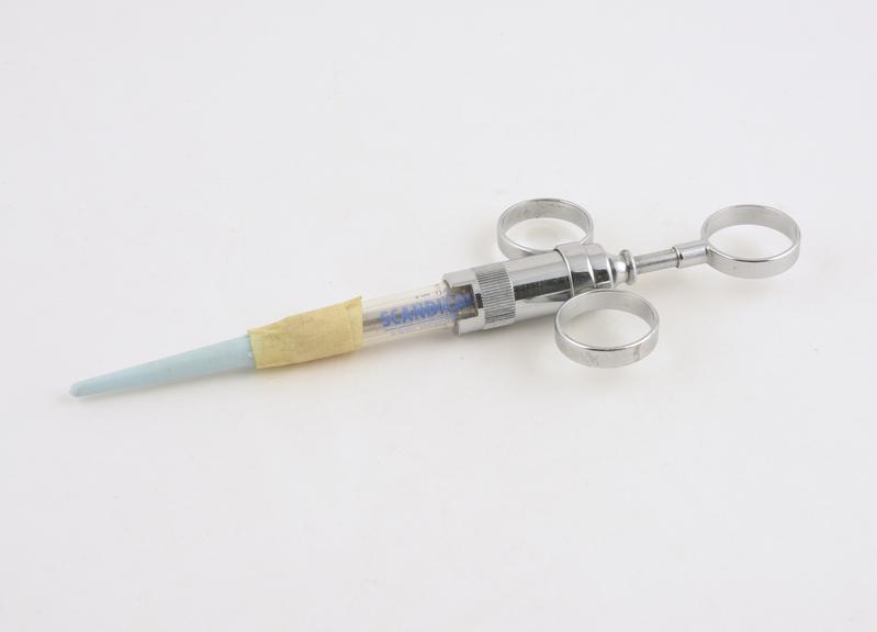 Hypodermic cartridge syringe, maker unknown, 1960-1975