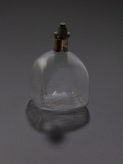 Thin-walled square glass bottle