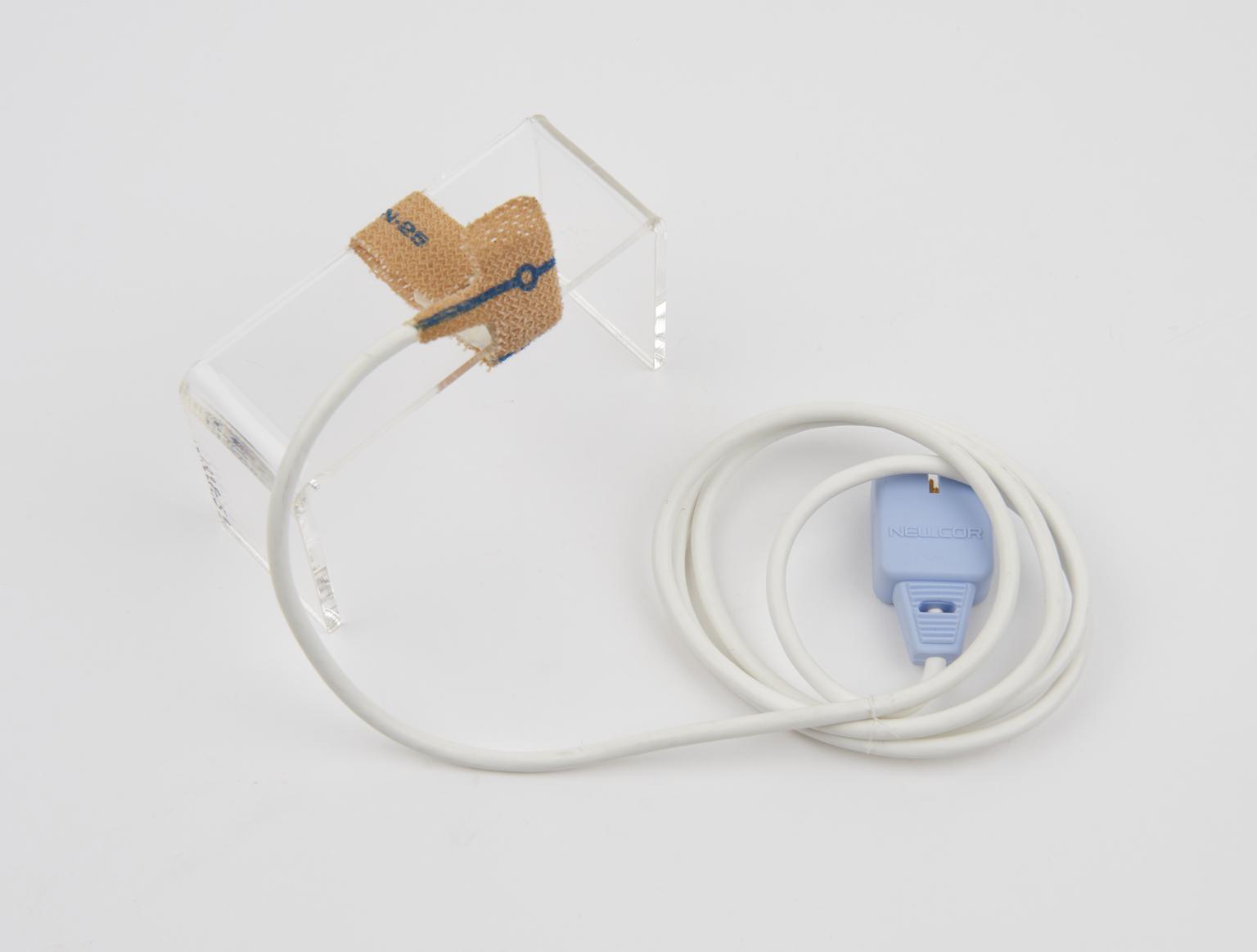 Neonatal O2 Sensor Neonatal pulse oximeter (Oxisensor II N-25) | Science Museum Group ...