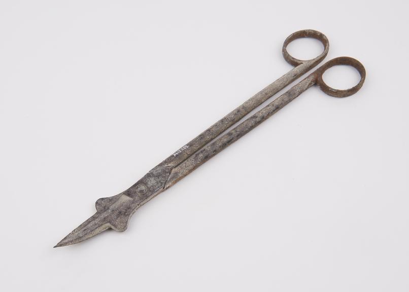 Perforator, scissor, Smellie's, by Botshan of London, England