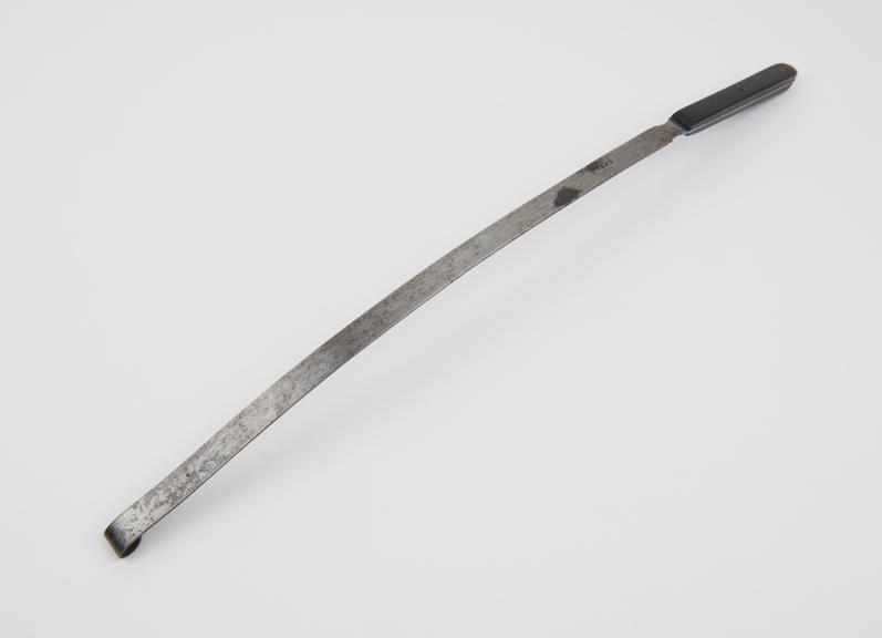 Crotchet, steel with ebony handle, by Read, London, 1830-1860