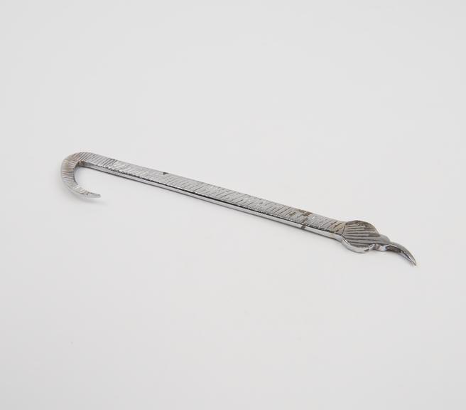 Replica of surgical hook, flat head, unsigned, European