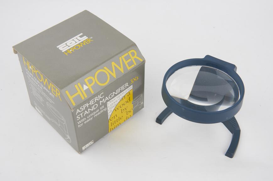 Stand magnifier with 81mm diameter hard-coated aspheric acrylic