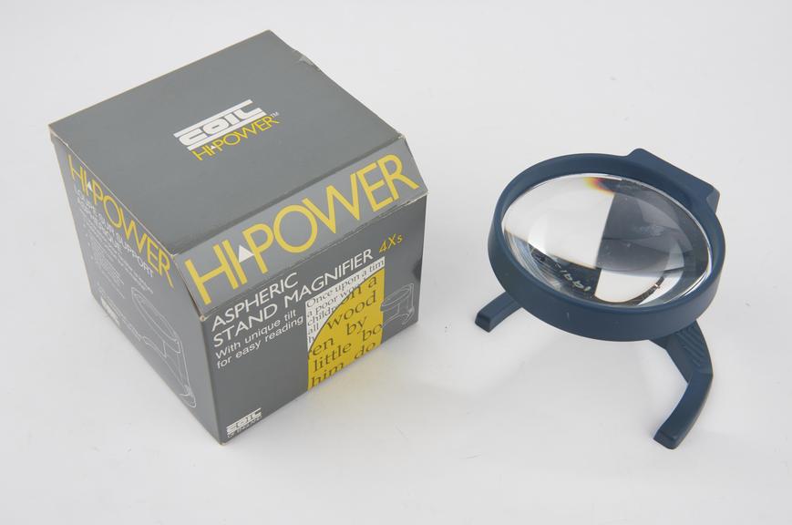 Stand magnifier with 80mm diameter hard-coated aspheric acrylic