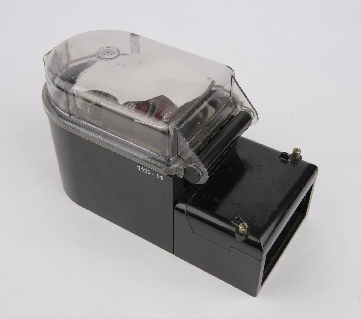 Synchronous Motor Driven Timer Synchronous motor driven timeswitch with clockwork backup | Science ...