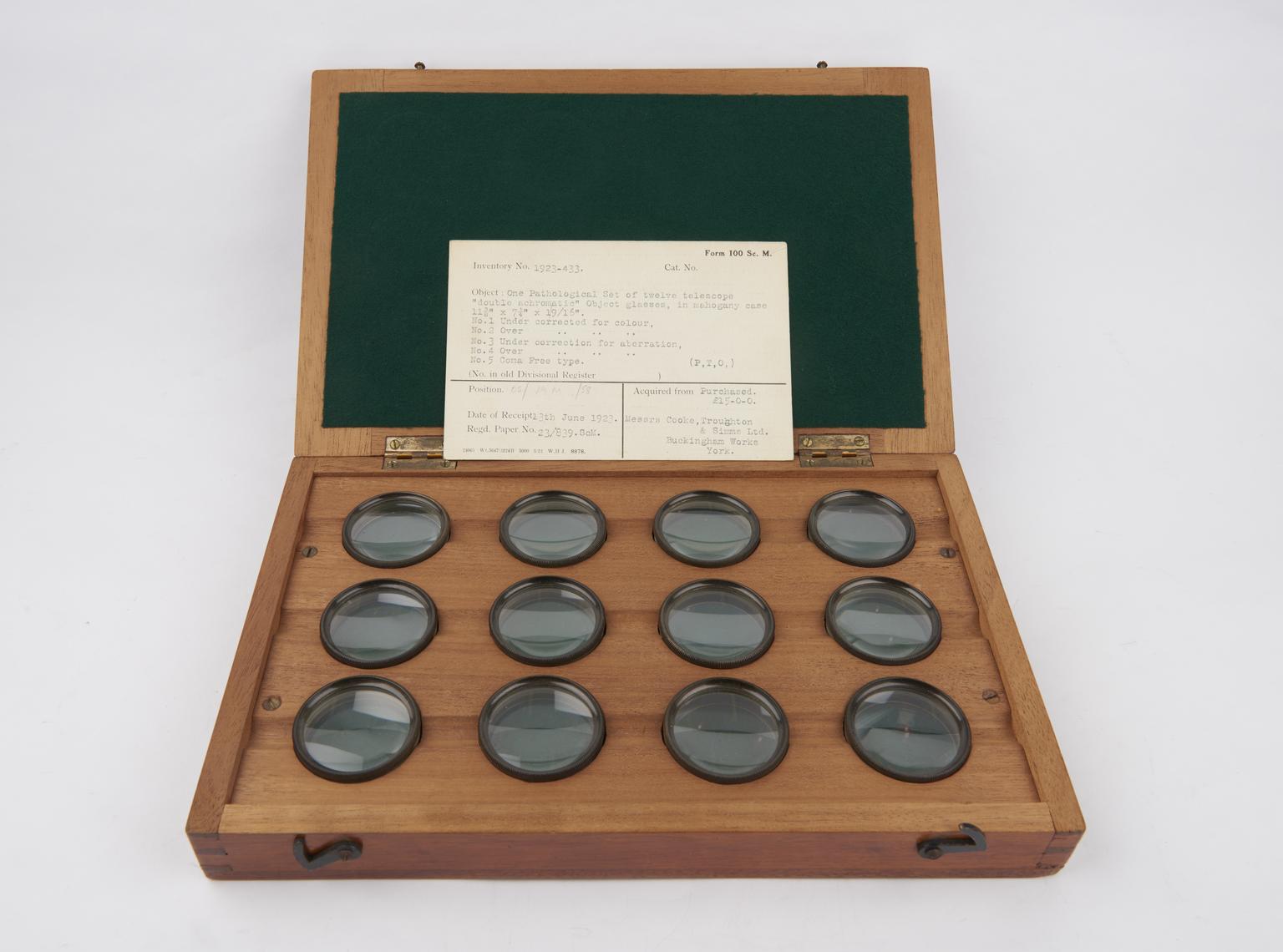 Oracle Object The Glasses Object: pathological set of twelve telescope