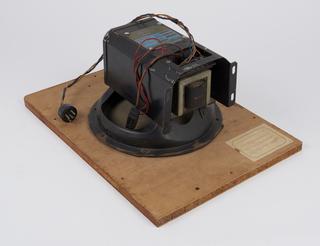 Magnavox "Duode" 33 energized loudspeaker