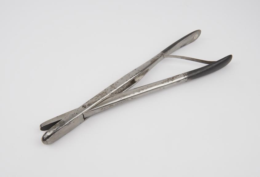 Davis' osteotome, steel, by Simpson, Edinburgh, 1858-1860