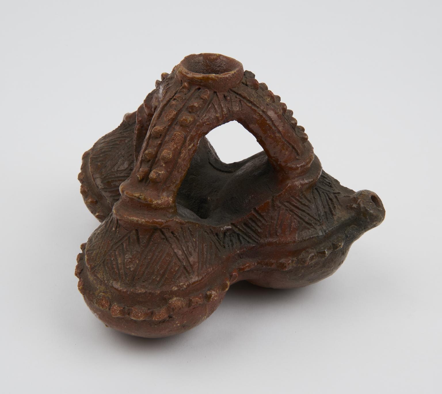 Potler Pottery vessel | Science Museum Group Collection